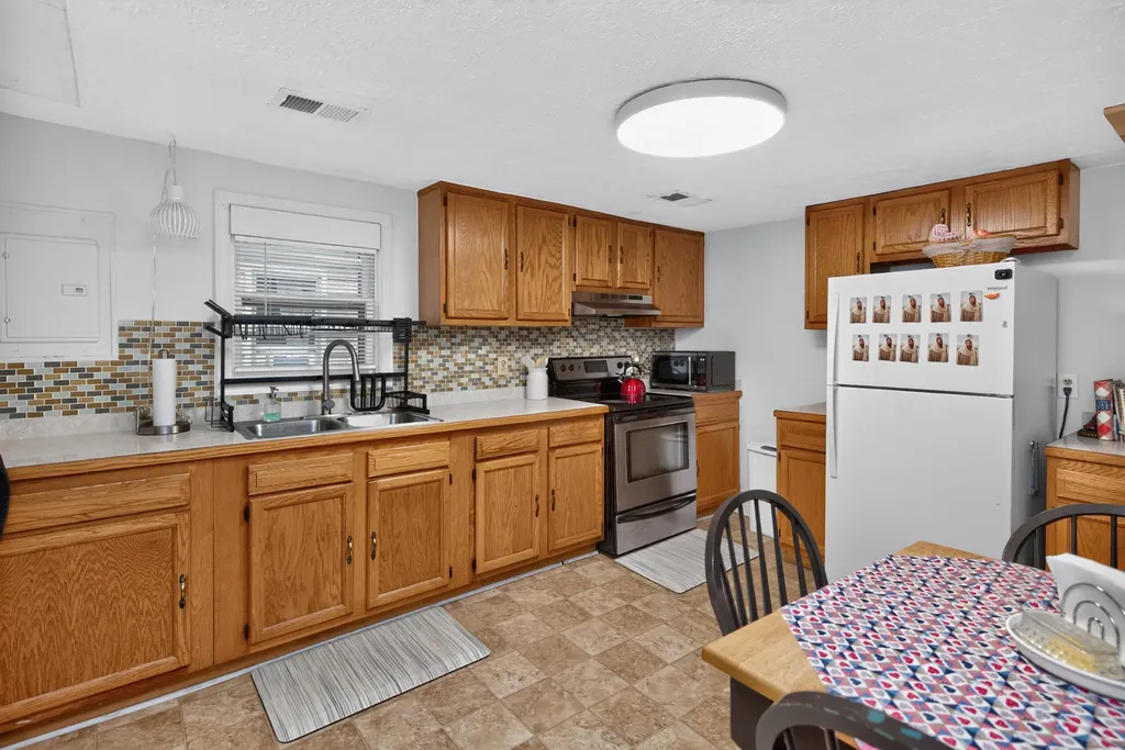79 Lucas Lane Nicholasville KY 40356