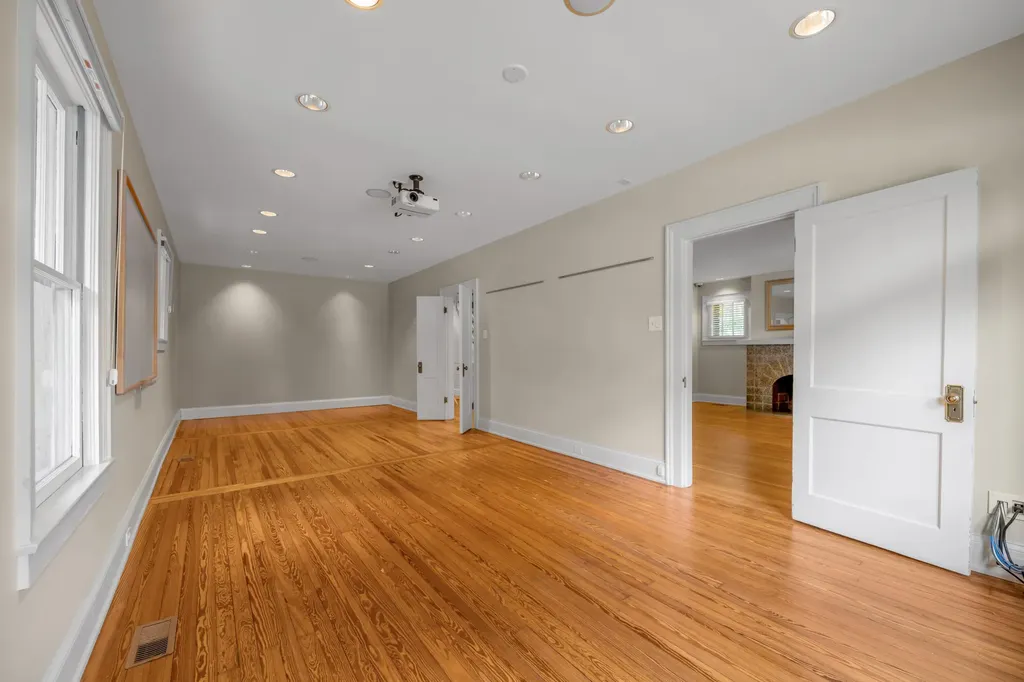 321 Merino Street Lexington KY 40508