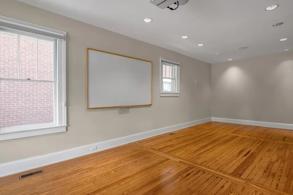321 Merino Street Lexington KY 40508
