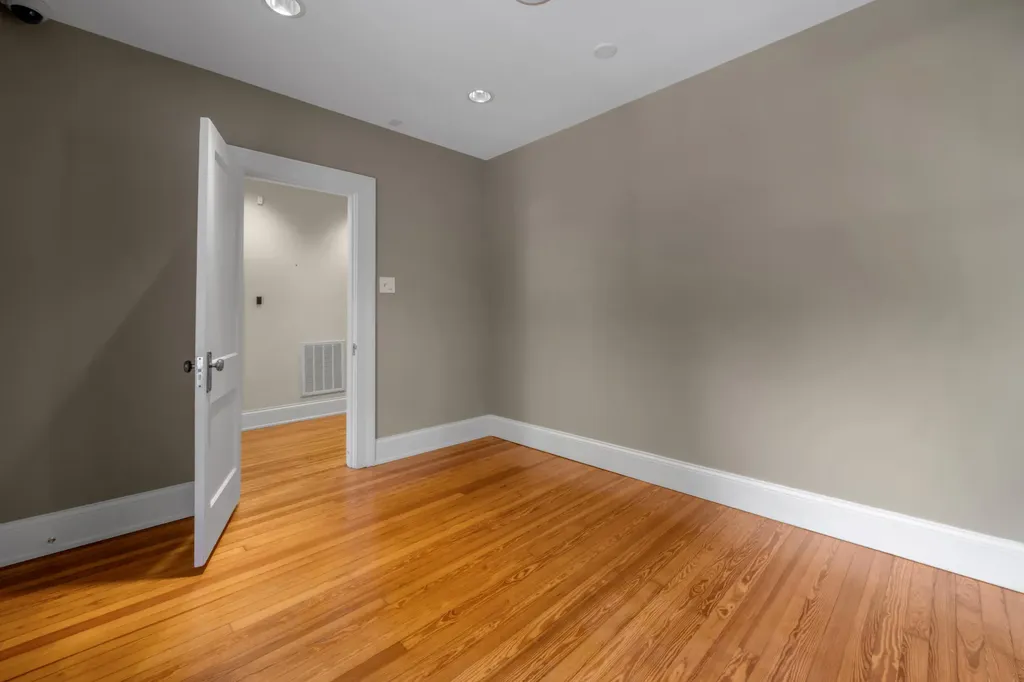 321 Merino Street Lexington KY 40508