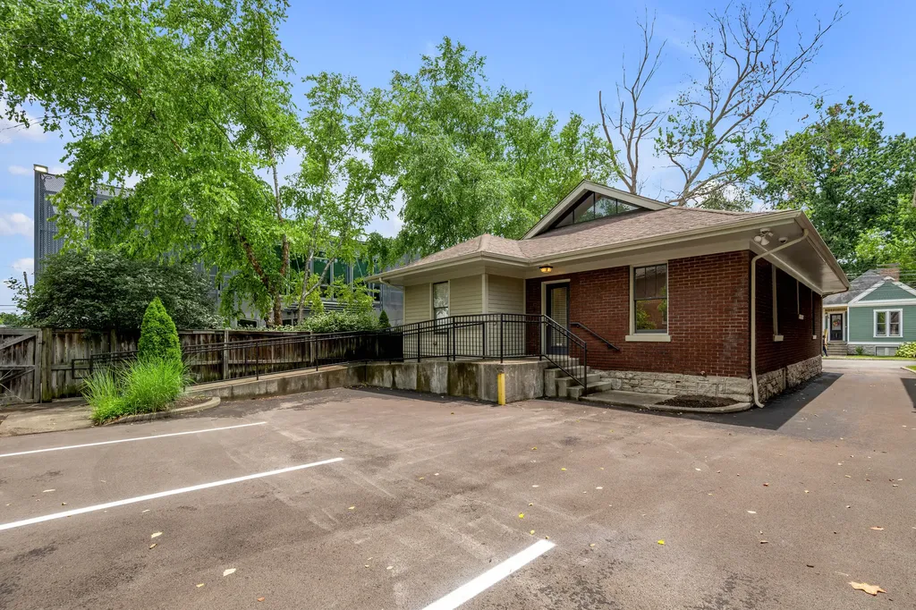 321 Merino Street Lexington KY 40508