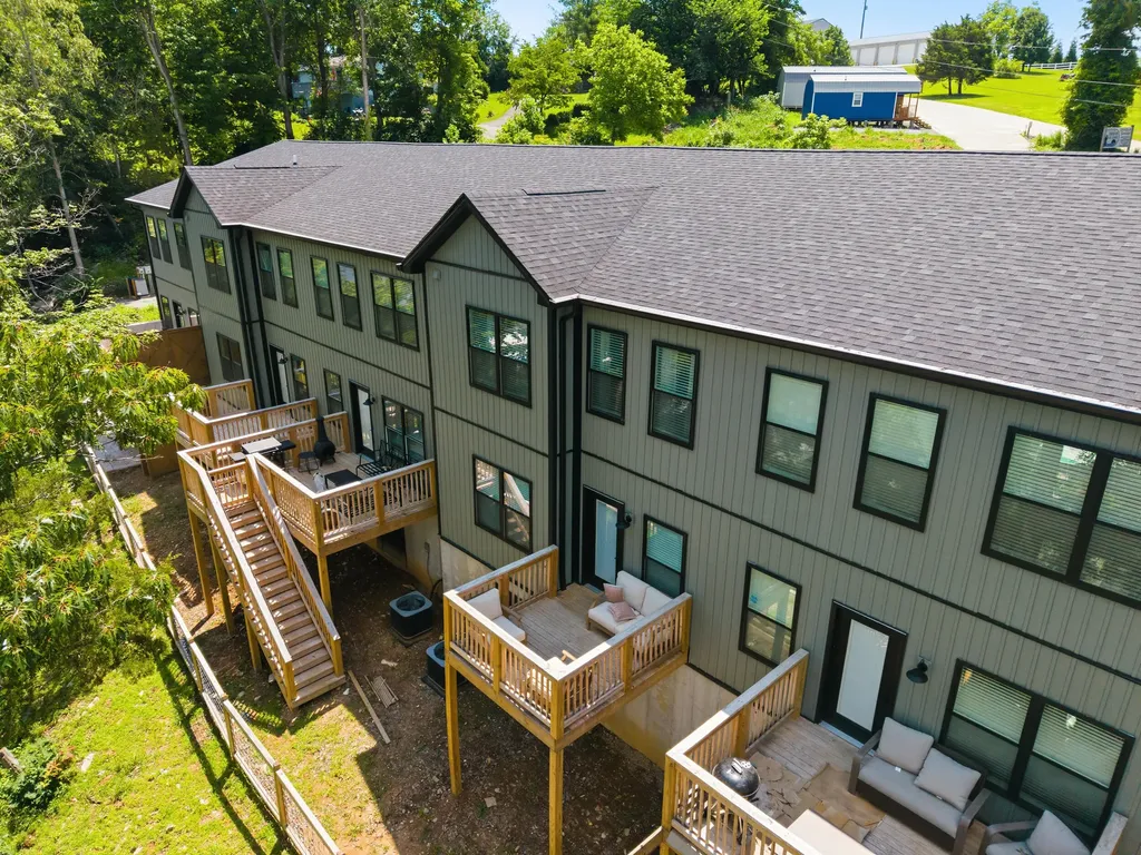 101 Walker Lane Lancaster KY 40444