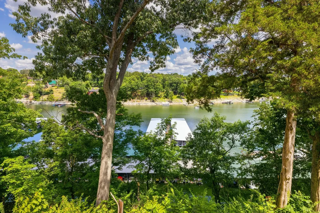101 Walker Lane Lancaster KY 40444