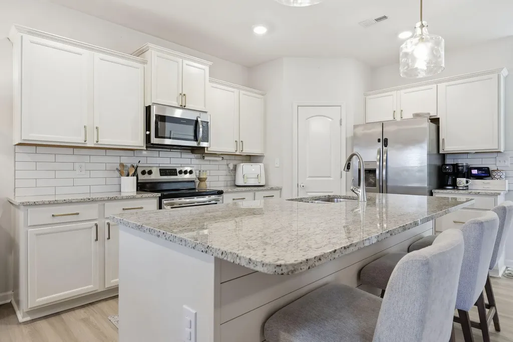 1501 Flemishbond Path Lexington KY 40509