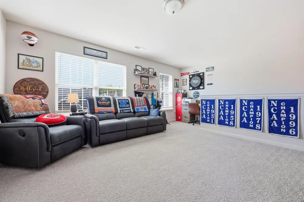 1501 Flemishbond Path Lexington KY 40509