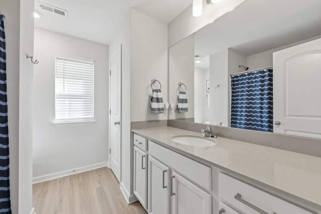 1501 Flemishbond Path Lexington KY 40509