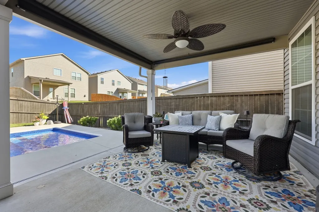1501 Flemishbond Path Lexington KY 40509