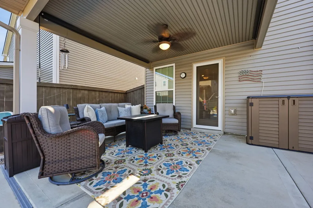 1501 Flemishbond Path Lexington KY 40509