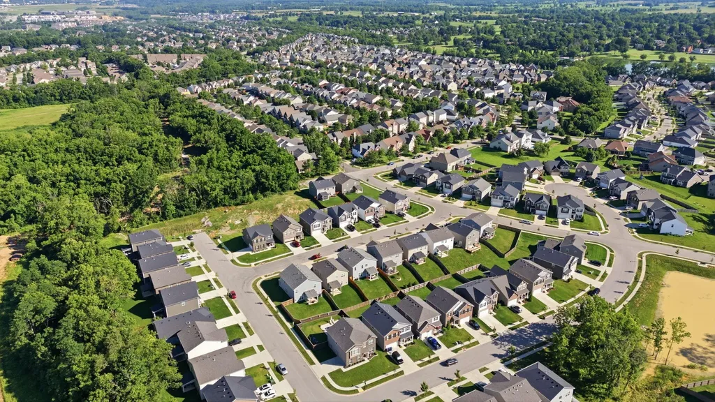 1501 Flemishbond Path Lexington KY 40509
