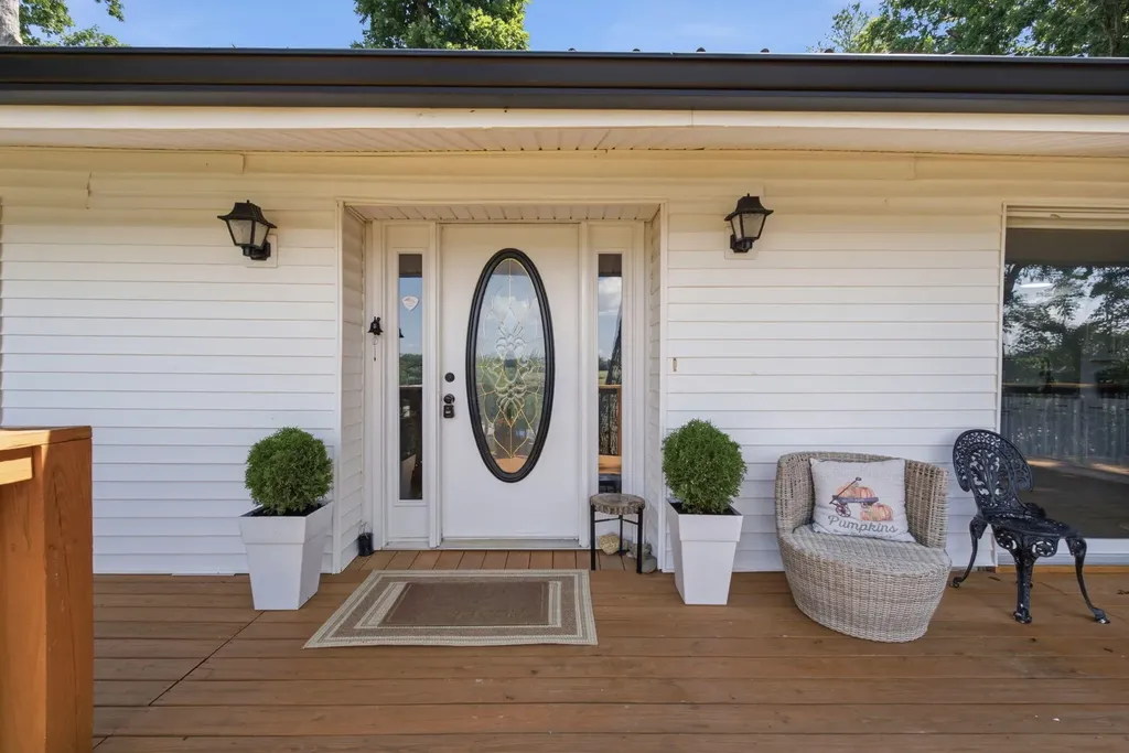 200 Lakeview Point Road Harrodsburg KY 40330