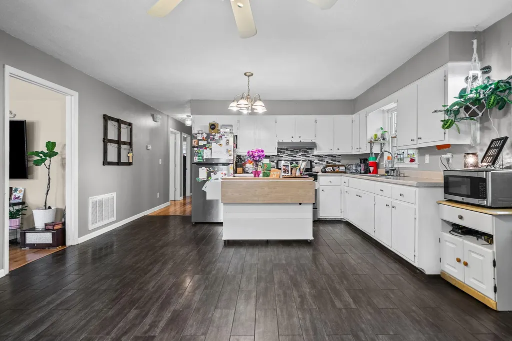 3416 Greenwood Drive Hopkinsville KY 42240