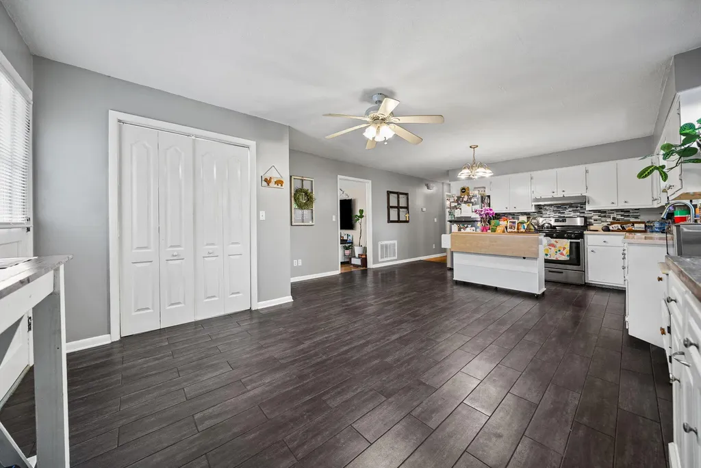 3416 Greenwood Drive Hopkinsville KY 42240
