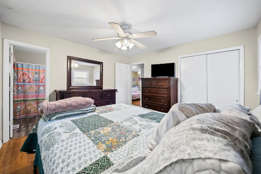 3416 Greenwood Drive Hopkinsville KY 42240
