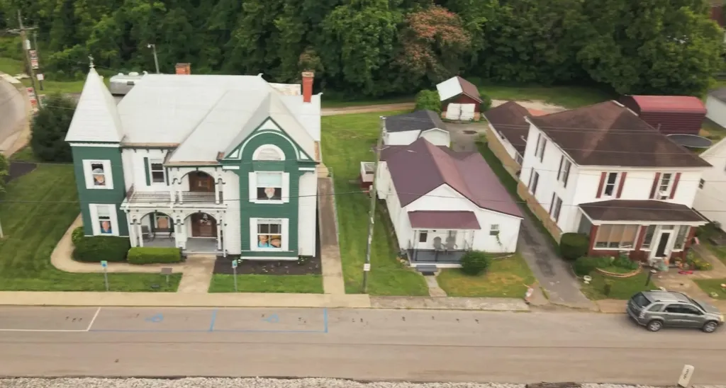 151 Third Street Vanceburg KY 41179