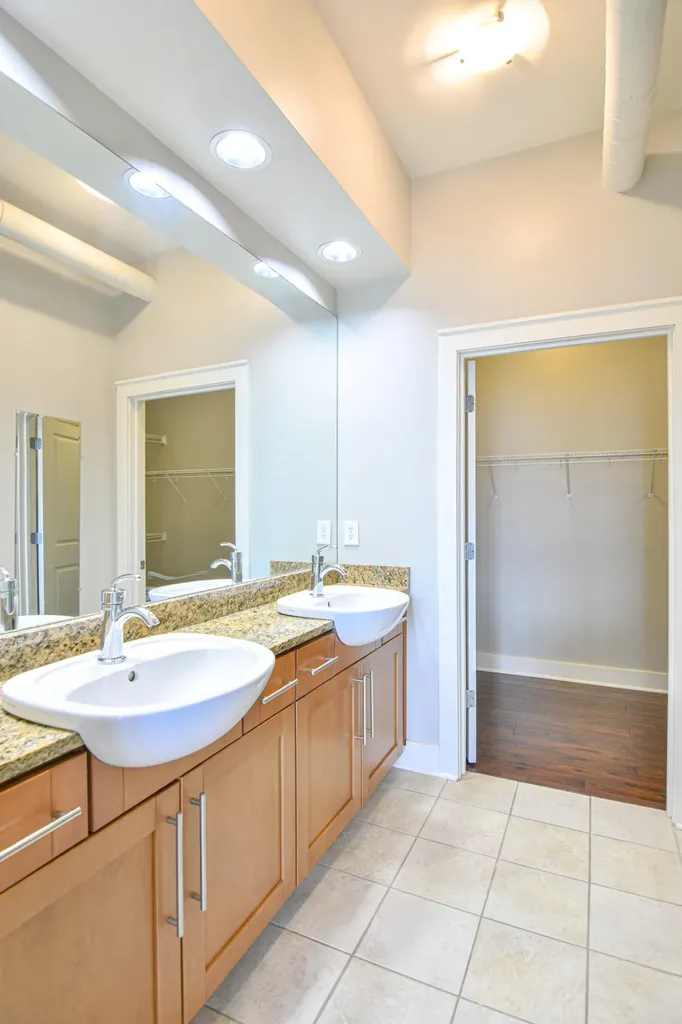 220 Cedar Street Lexington KY 40508