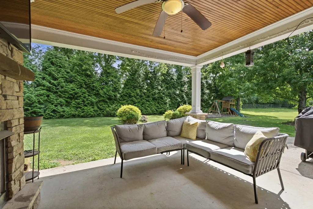 110 Wind Haven Drive Nicholasville KY 40356