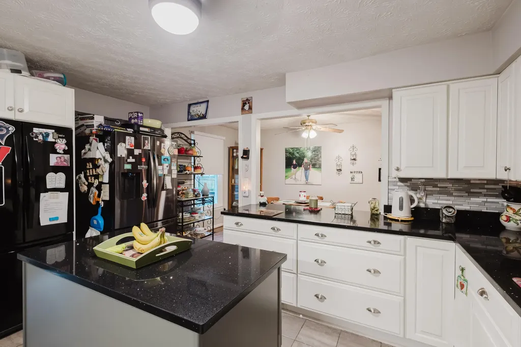 401 Haddix Street Harrodsburg KY 40330