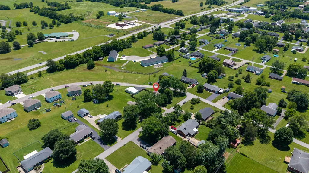 401 Haddix Street Harrodsburg KY 40330