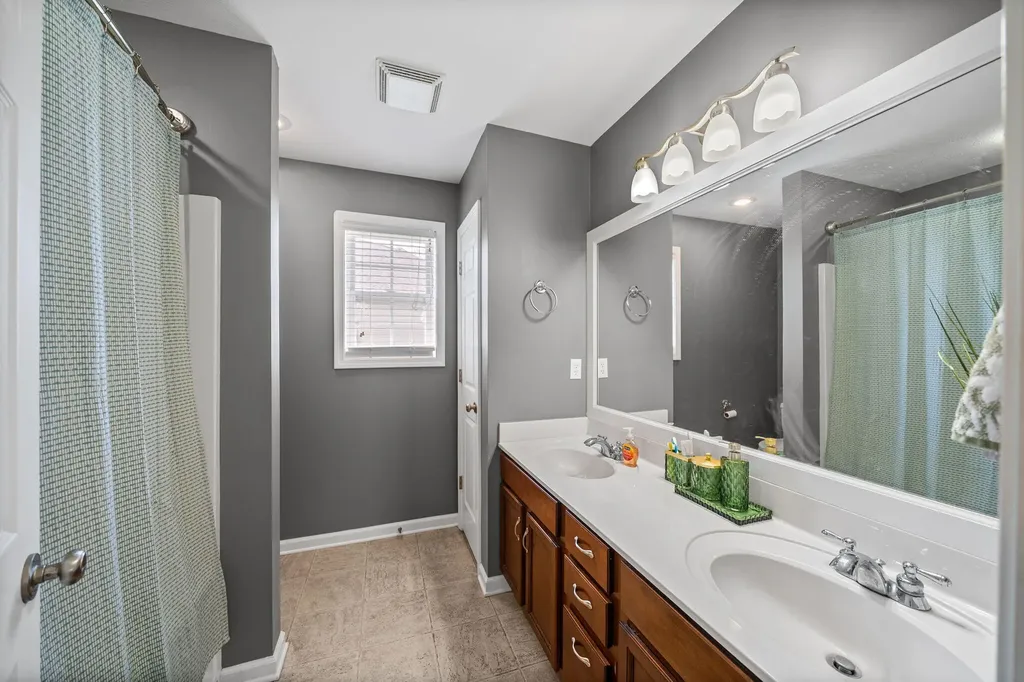 107 Lurlington Court Hopkinsville KY 42240