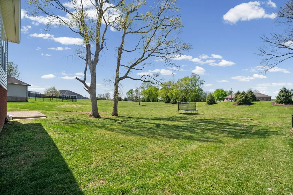 107 Lurlington Court Hopkinsville KY 42240