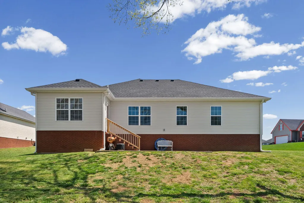 107 Lurlington Court Hopkinsville KY 42240