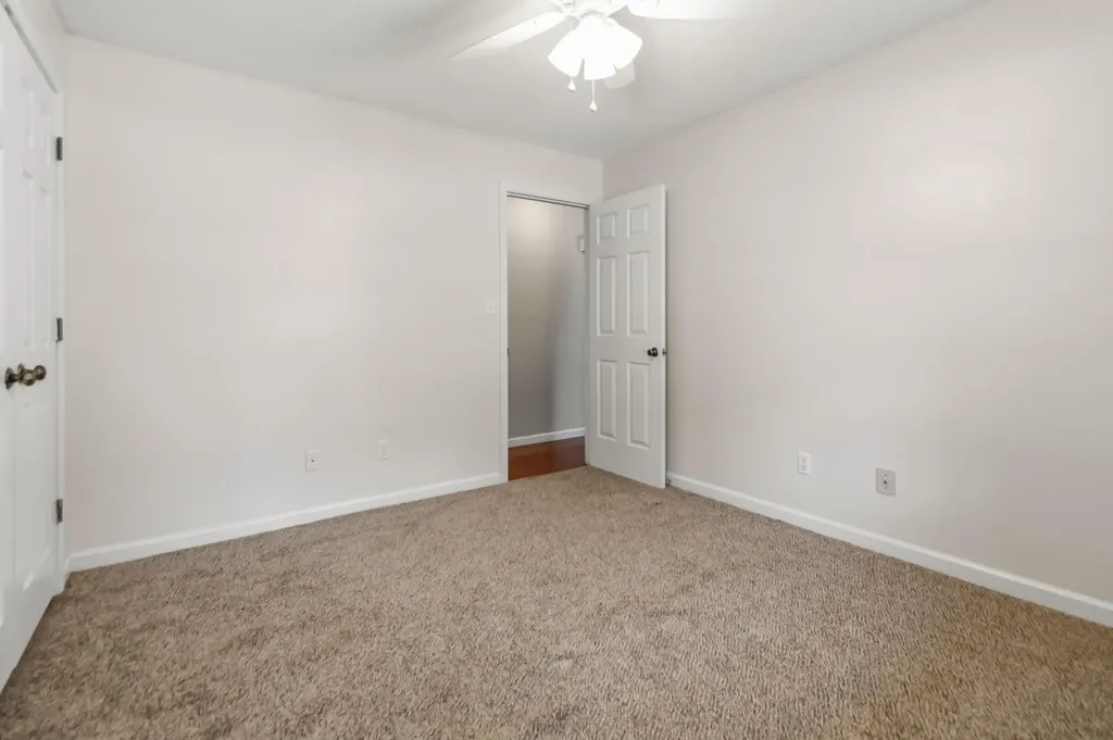 217 Old Decker Road Bronston KY 42518