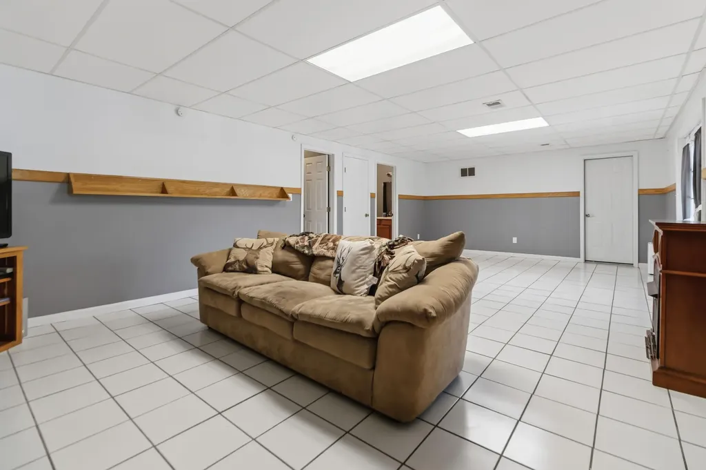 217 Old Decker Road Bronston KY 42518