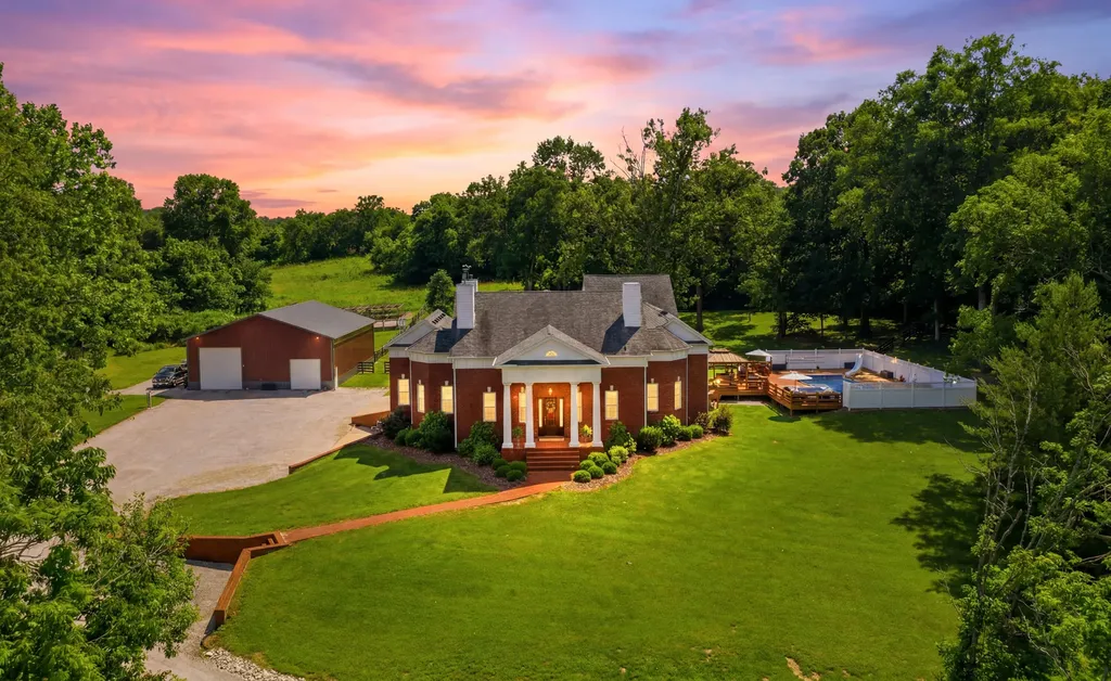 1725 Onan Bend Road Frankfort KY 40601