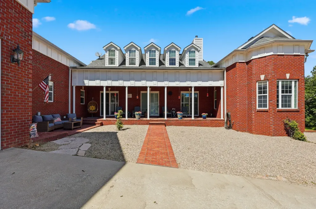 1725 Onan Bend Road Frankfort KY 40601