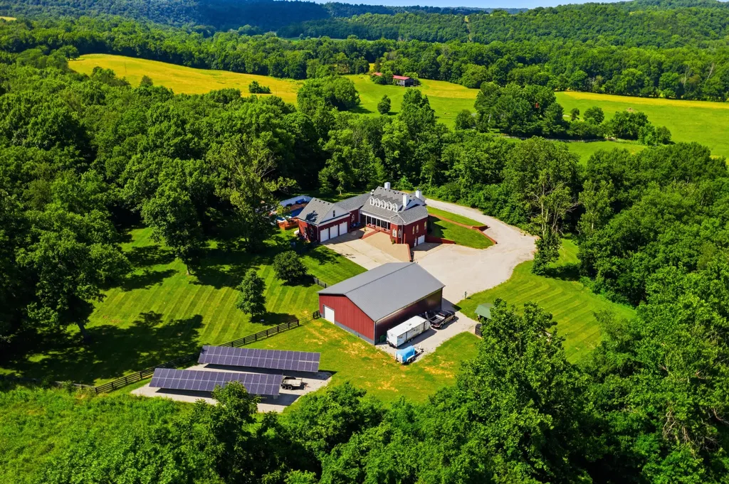1725 Onan Bend Road Frankfort KY 40601