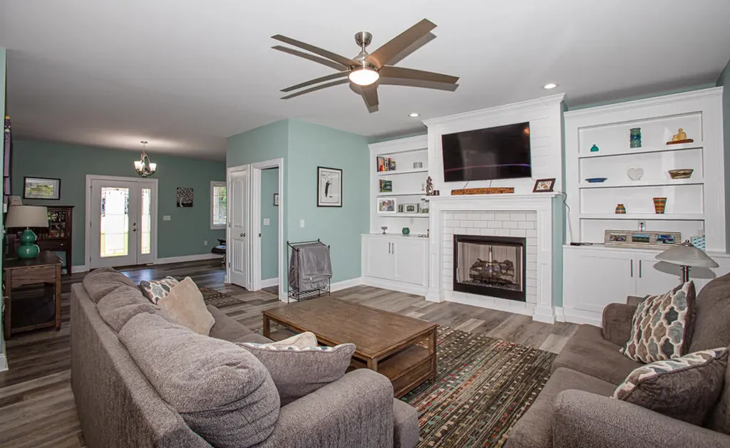198 Lakeshore Circle Georgetown KY 40324