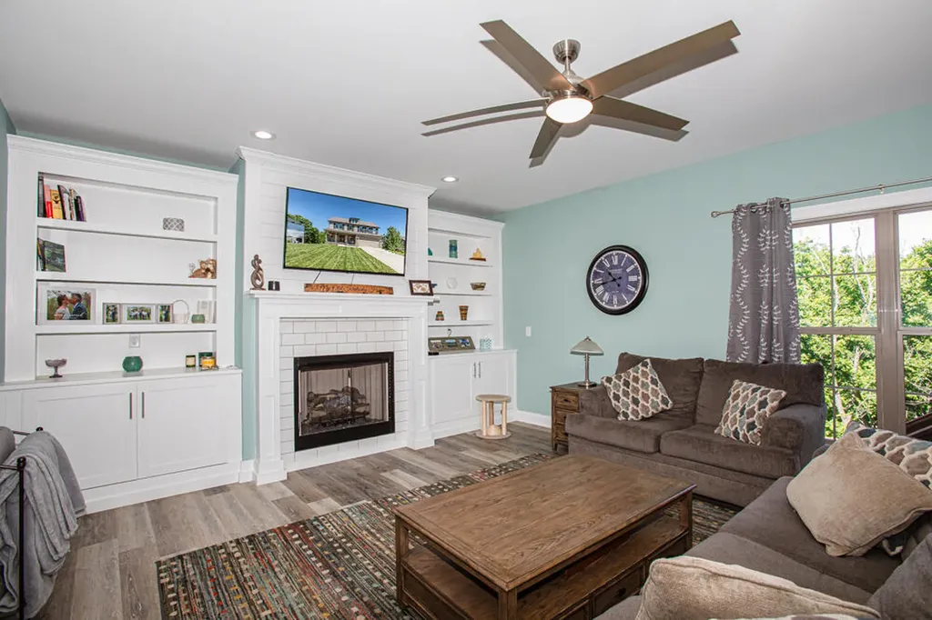 198 Lakeshore Circle Georgetown KY 40324