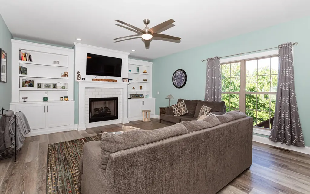 198 Lakeshore Circle Georgetown KY 40324