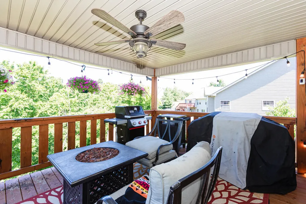 198 Lakeshore Circle Georgetown KY 40324