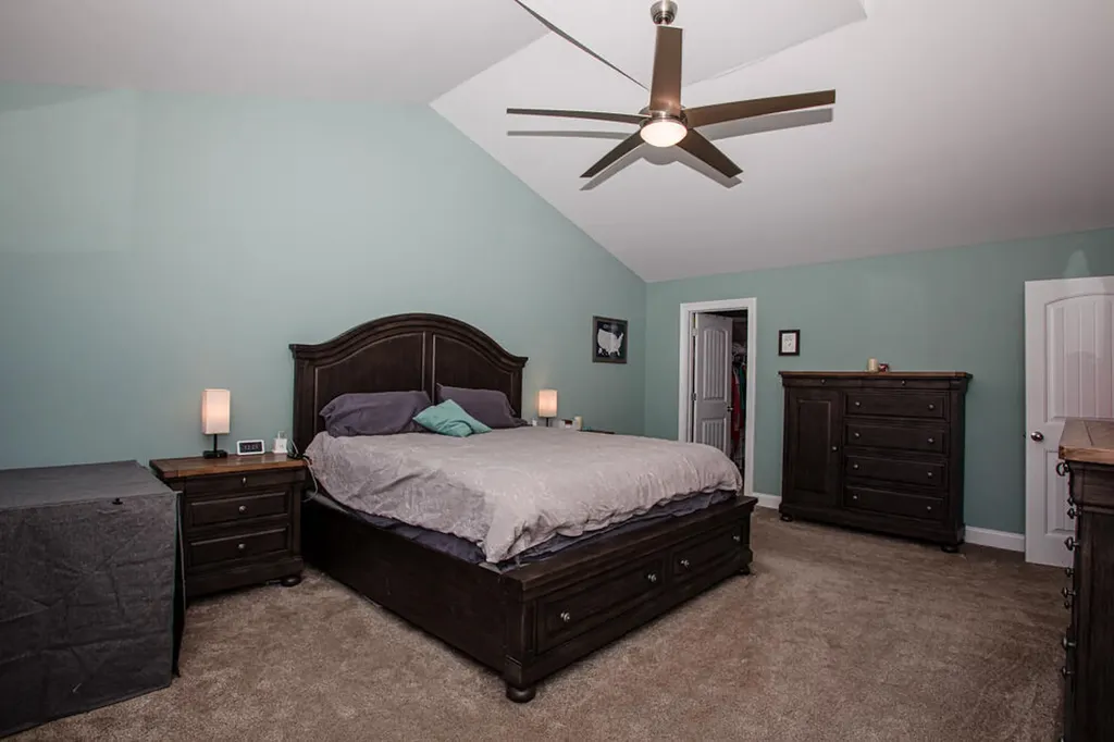198 Lakeshore Circle Georgetown KY 40324