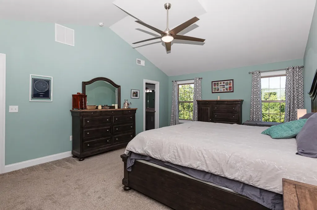 198 Lakeshore Circle Georgetown KY 40324
