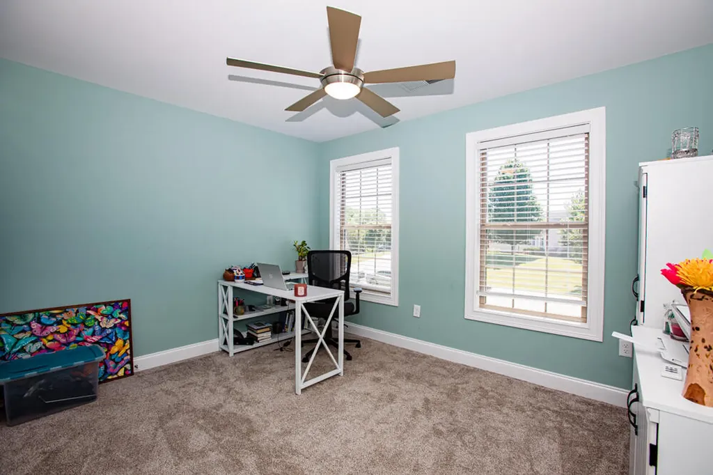 198 Lakeshore Circle Georgetown KY 40324