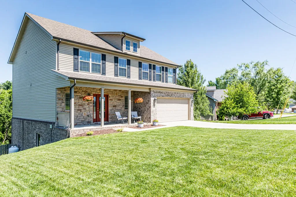 198 Lakeshore Circle Georgetown KY 40324