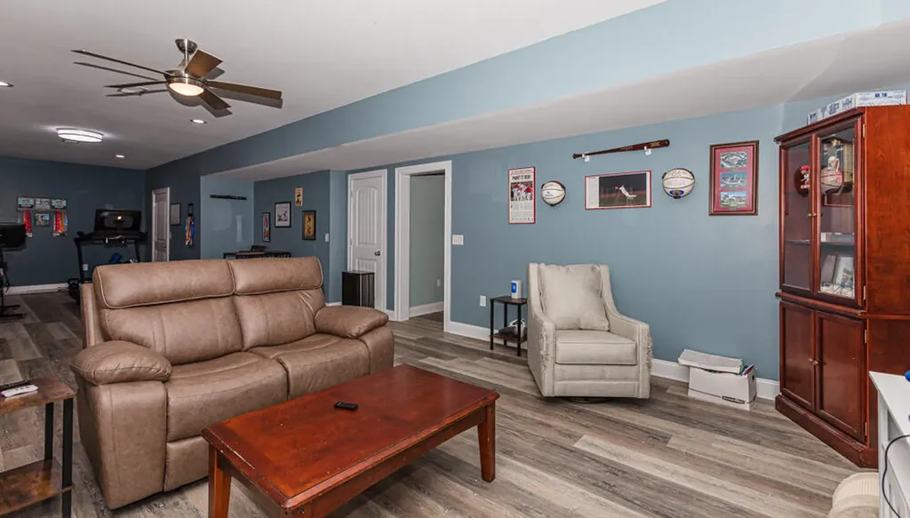 198 Lakeshore Circle Georgetown KY 40324