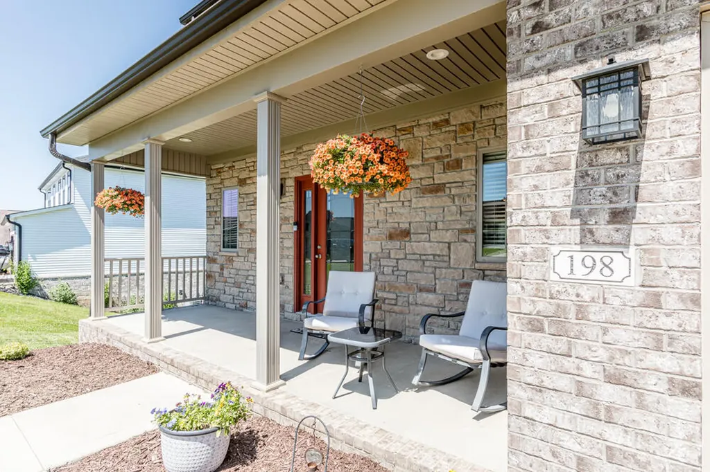 198 Lakeshore Circle Georgetown KY 40324