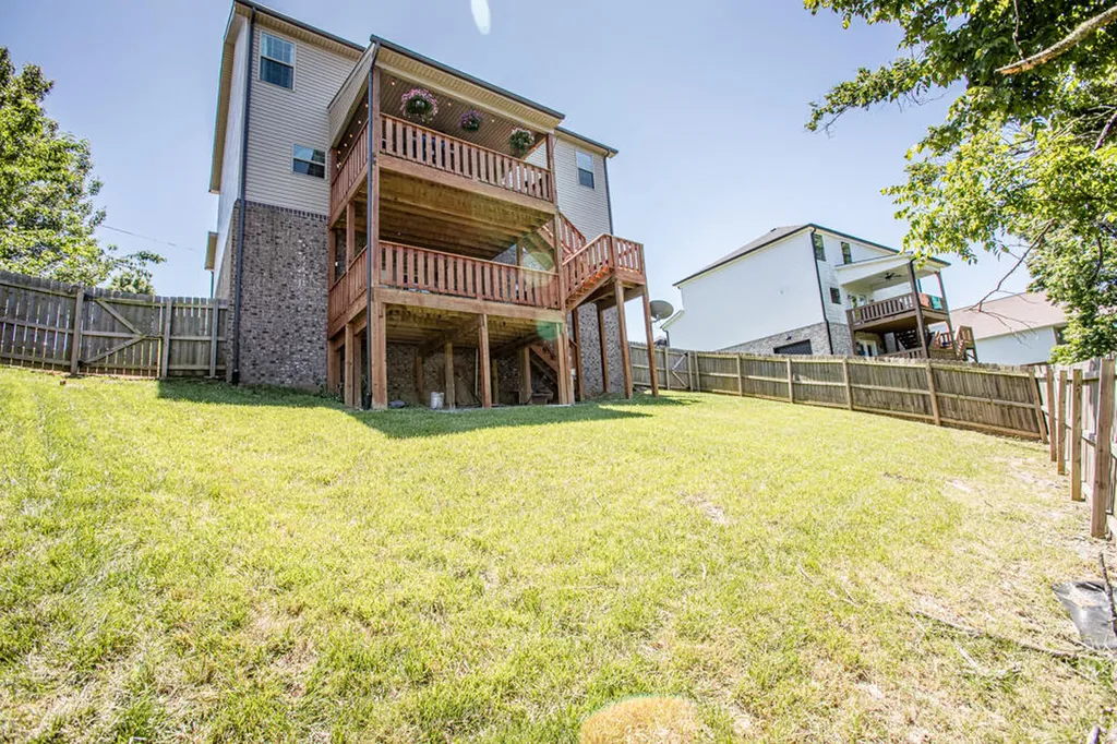 198 Lakeshore Circle Georgetown KY 40324