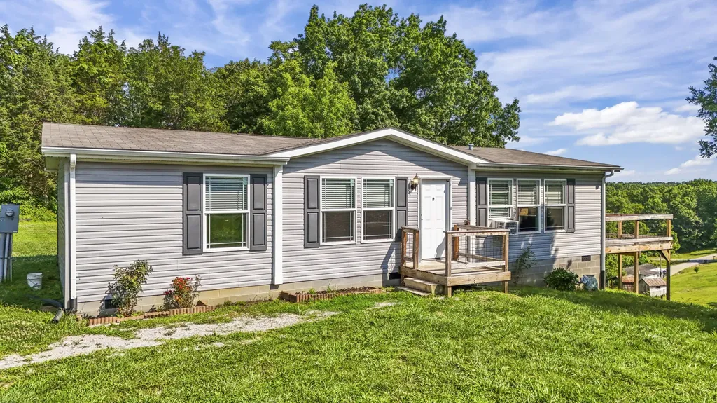 2765 Hammond School Road Owenton KY 40359