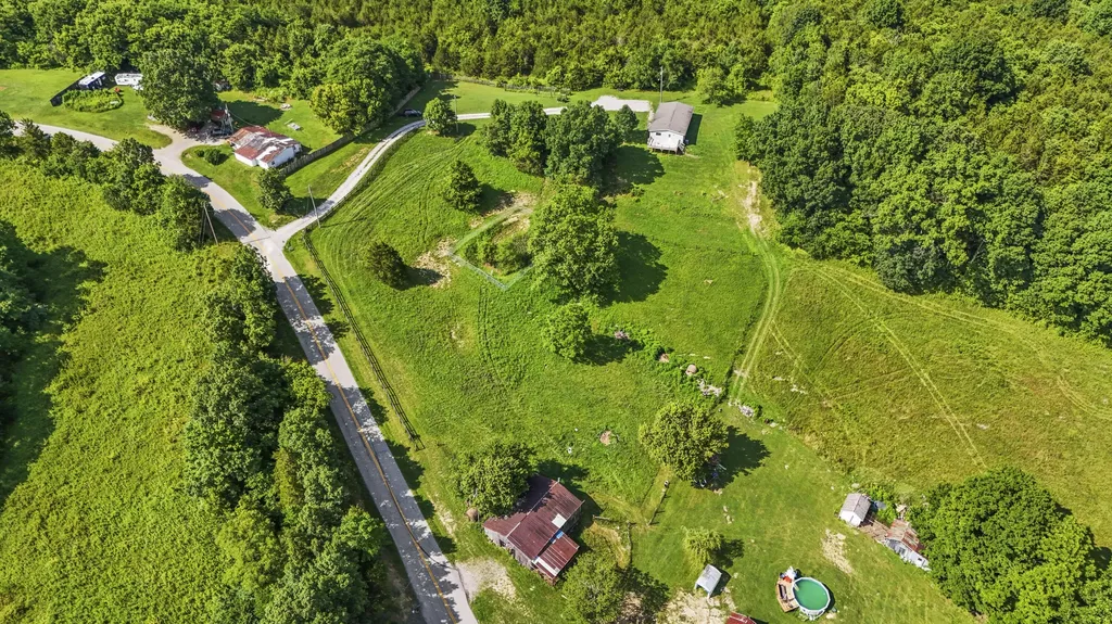 2765 Hammond School Road Owenton KY 40359