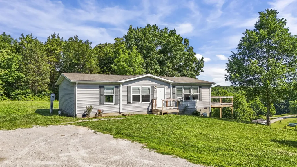2765 Hammond School Road Owenton KY 40359