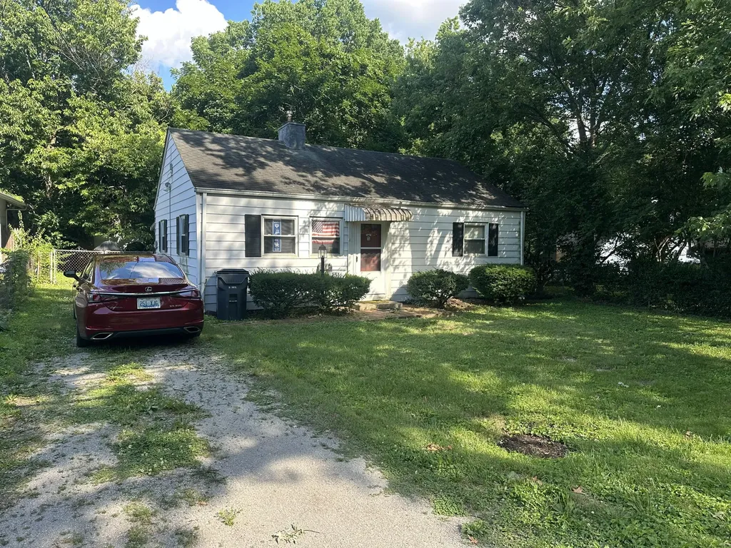 1516 Elizabeth Street Lexington KY 40503
