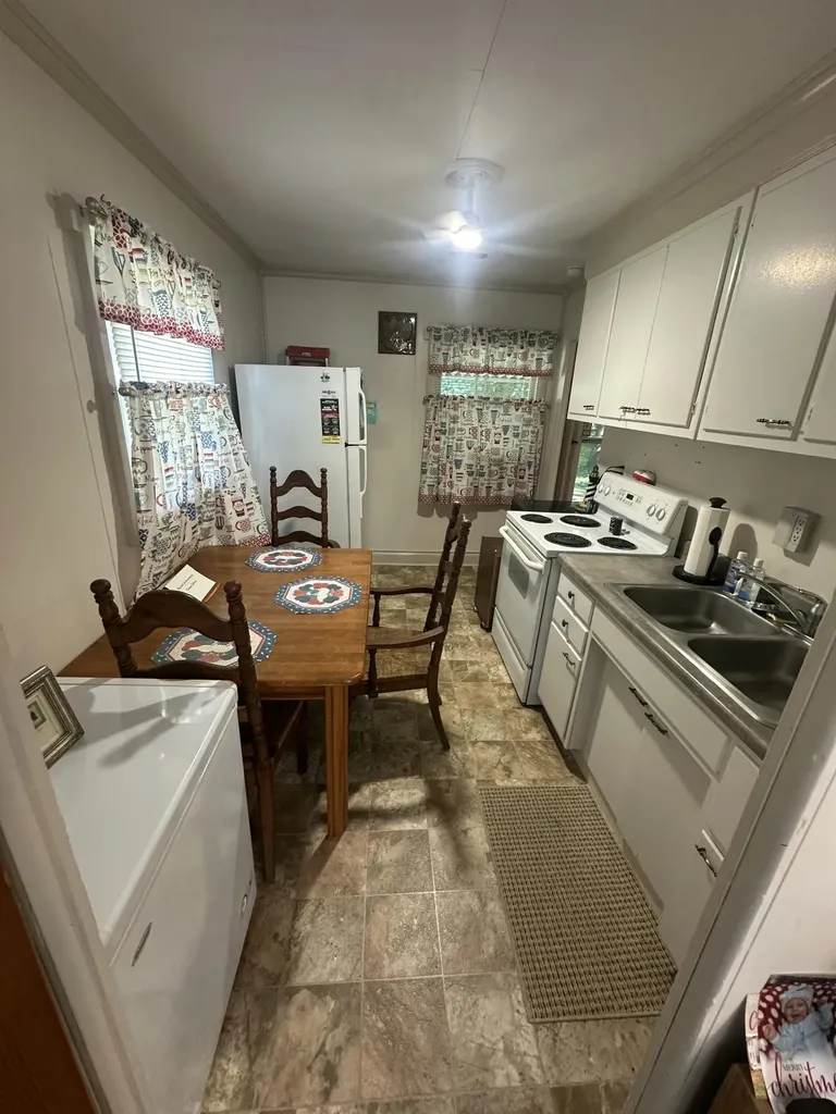 1516 Elizabeth Street Lexington KY 40503