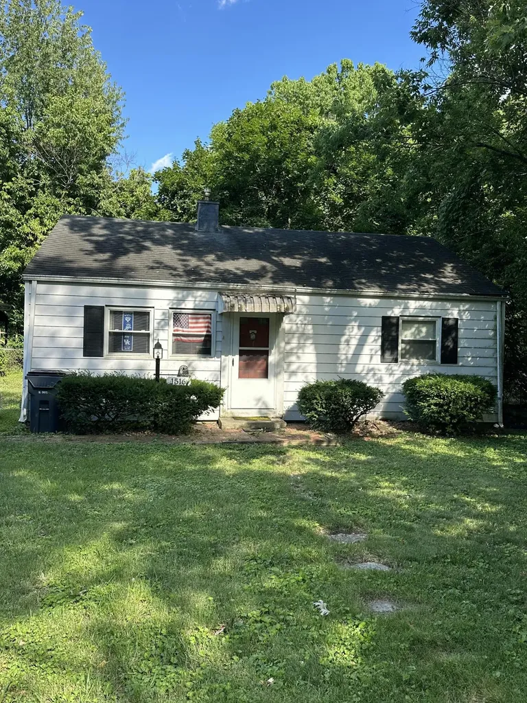 1516 Elizabeth Street Lexington KY 40503