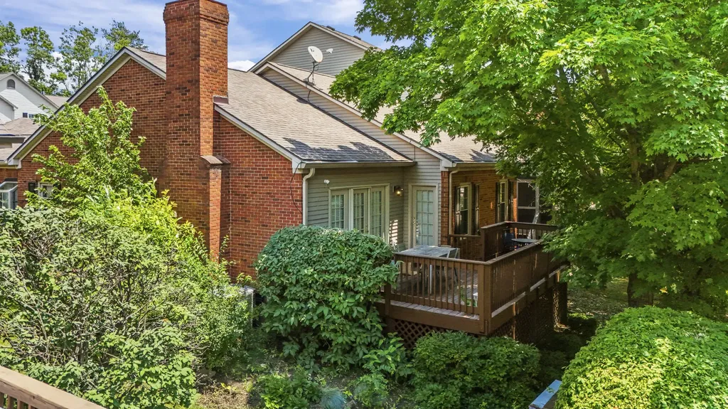 1574 Casper Court Lexington KY 40511