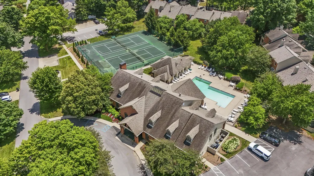 1574 Casper Court Lexington KY 40511