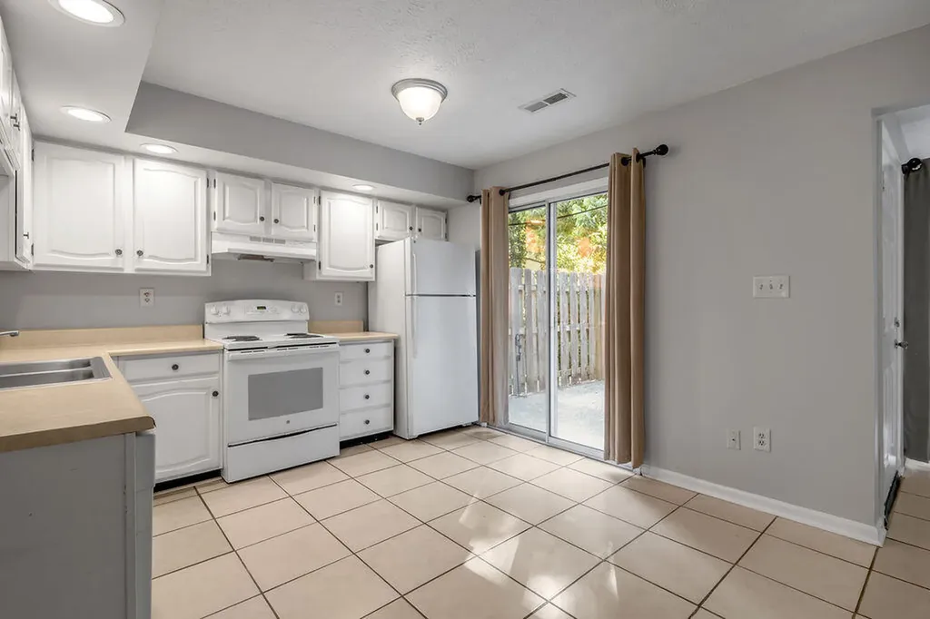 410 Darby Creek Road Lexington KY 40509